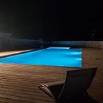 Domaine De Grezelou Σαλέ *