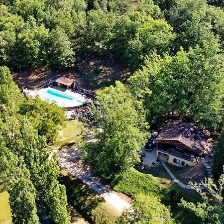 Domaine De Grézelou Chalet Saint-Martial-de-Nabirat