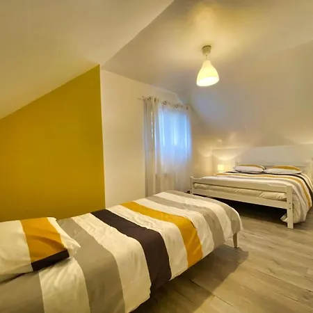 Chalet Domaine De Grezelou Saint-Martial-de-Nabirat