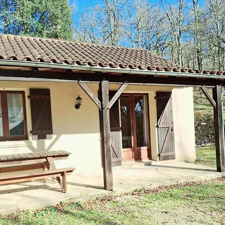 Chalet Domaine De Grézelou Saint-Martial-de-Nabirat