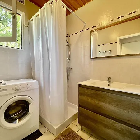 Domaine De Grezelou * Saint-Martial-de-Nabirat