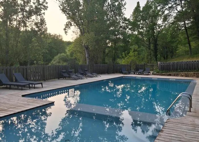 Domaine De Grezelou Saint-Martial-de-Nabirat